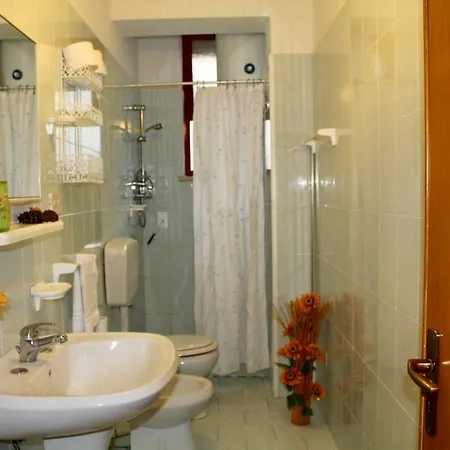 Vakantiehuis A 200 Metri Dal Mare *